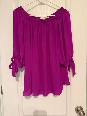 Peter Nygard Off-Shoulder Tie-Sleeve Blouse in Magenta